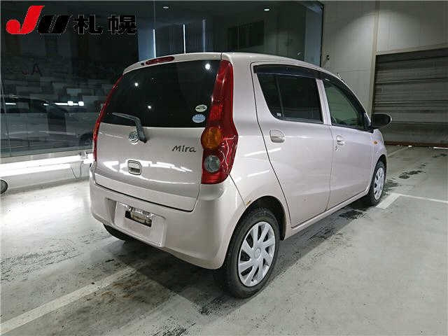 DAIHATSU MIRA 2010