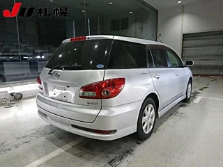 NISSAN WINGROAD 2010