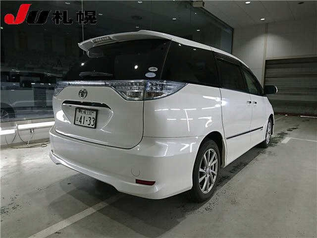 TOYOTA ESTIMA HYBRID 2010