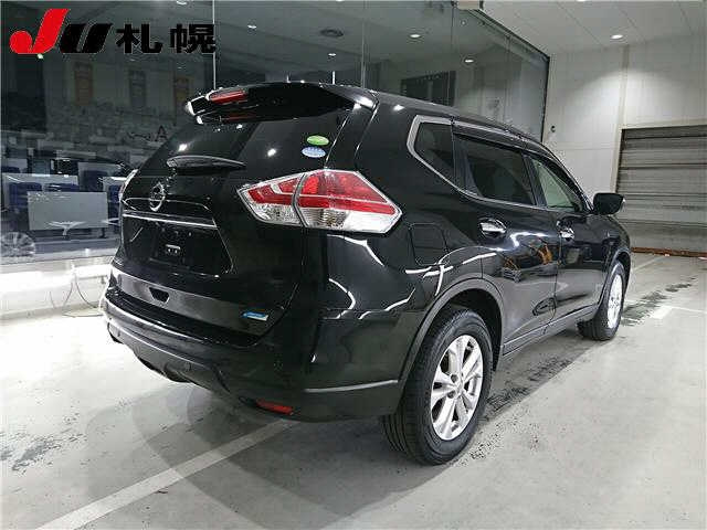NISSAN X-TRAIL 2016