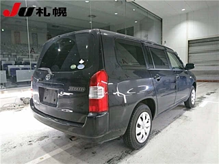 TOYOTA SUCCEED 2015