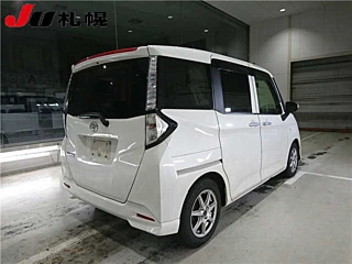 TOYOTA TANK 2016