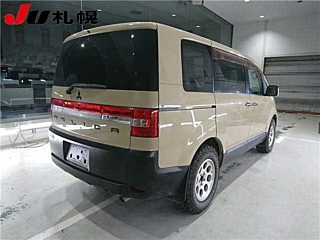 MITSUBISHI DELICA D5 2008