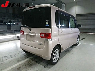 DAIHATSU TANTO 2009
