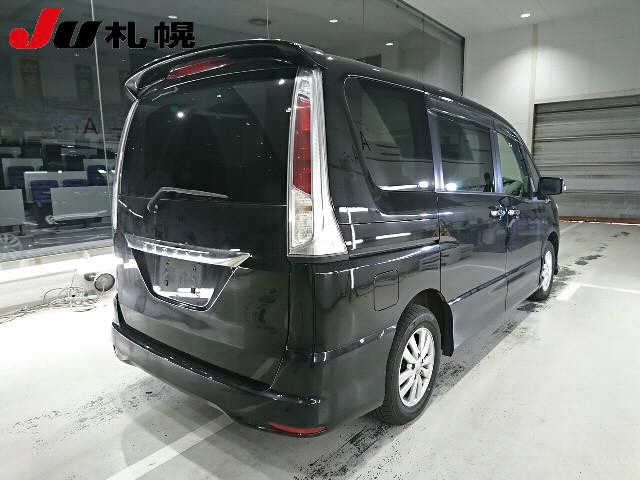 NISSAN SERENA 2012