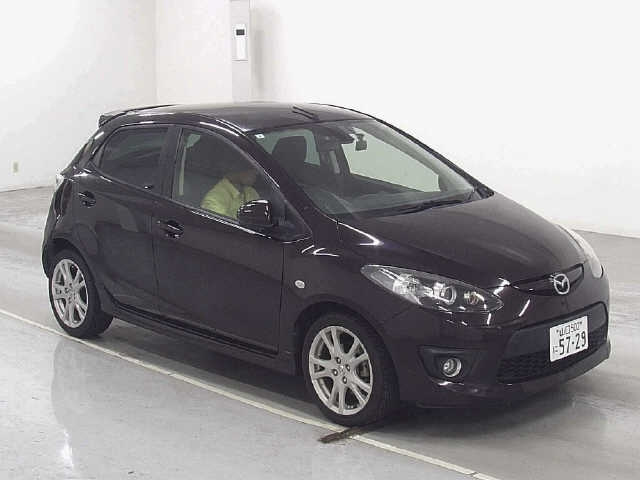 MAZDA DEMIO 2011