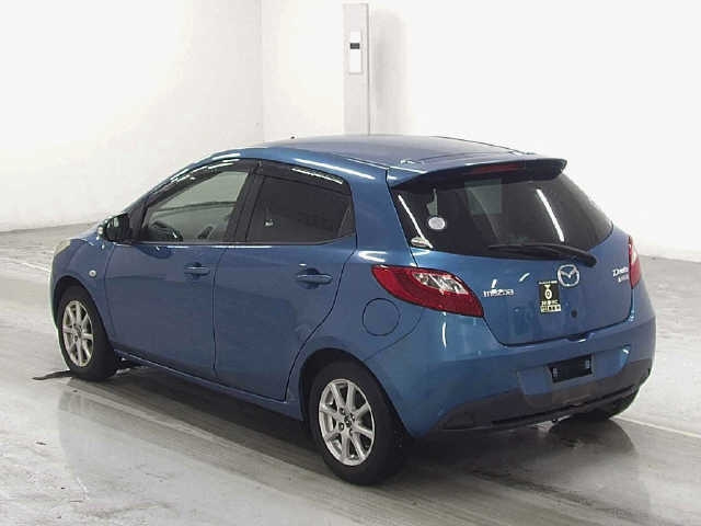 MAZDA DEMIO 2013