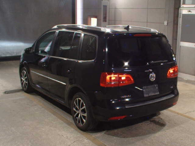 VOLKSWAGEN GOLF TOURAN 2013
