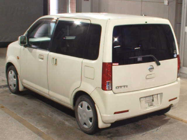 NISSAN OTTI 2009