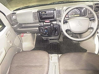 MITSUBISHI MINICAB VAN 2017
