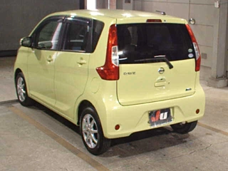 NISSAN DAYZ 2016