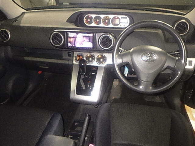 TOYOTA COROLLA RUMION 2012