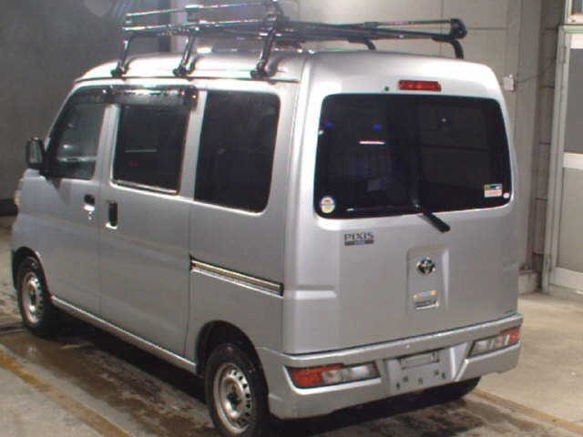 TOYOTA PIXIS VAN 2018