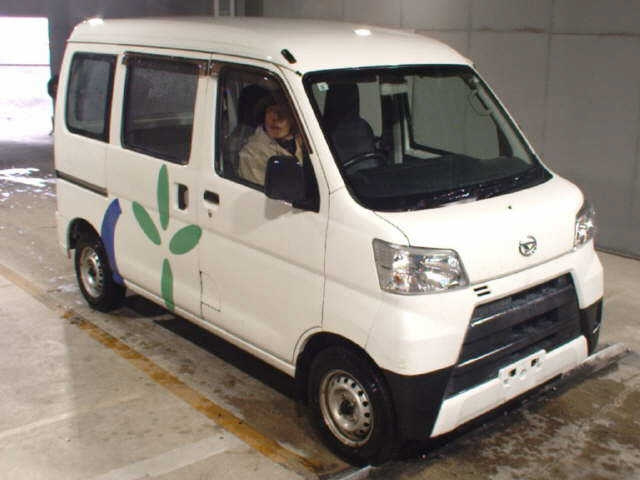 DAIHATSU HIJET VAN 2018