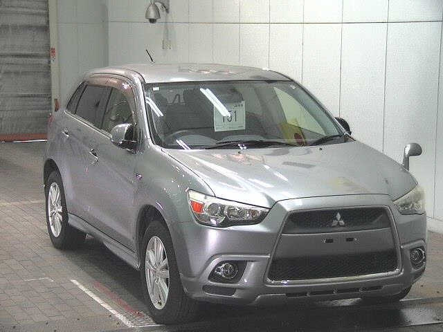 MITSUBISHI RVR 2012
