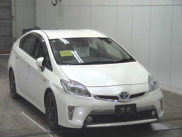 TOYOTA PRIUS PHV 2013