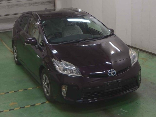 TOYOTA PRIUS 2012