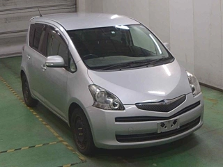 TOYOTA RACTIS 2010