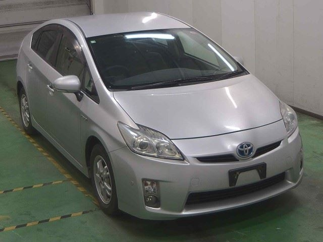 TOYOTA PRIUS 2010