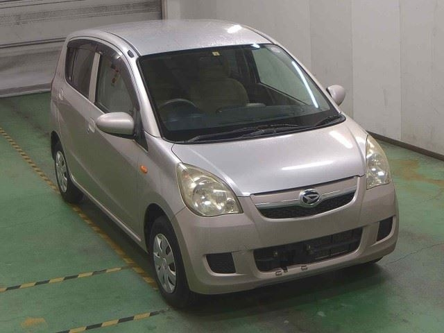 DAIHATSU MIRA 2010