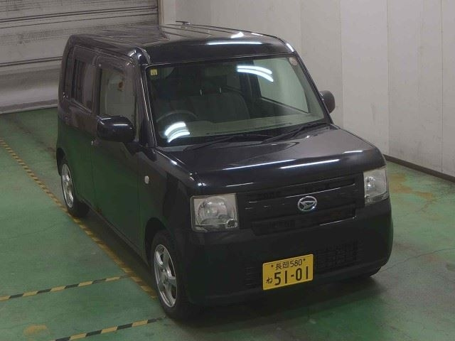 DAIHATSU MOVE CONTE 2011
