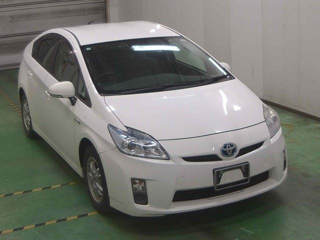 TOYOTA PRIUS 2010