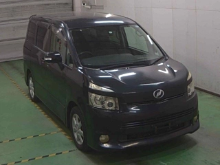 TOYOTA VOXY 2008