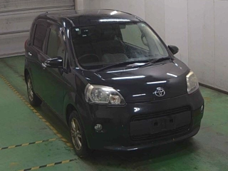 TOYOTA PORTE 2012
