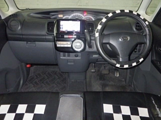 DAIHATSU TANTO 2008
