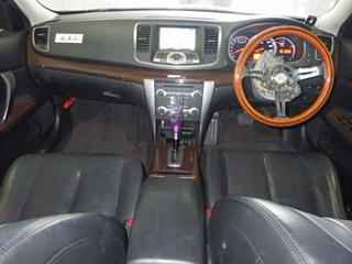 NISSAN TEANA 2010