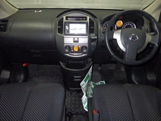 NISSAN LAFESTA 2010