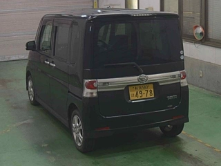 DAIHATSU TANTO 2011