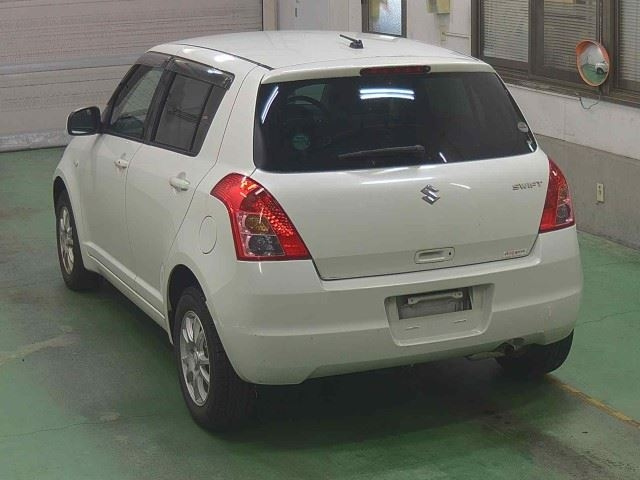 SUZUKI SWIFT 2009