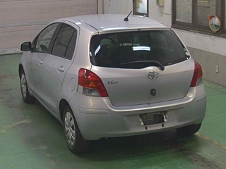 TOYOTA VITZ 2009