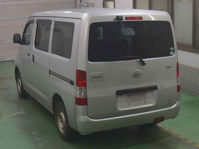 TOYOTA TOWN ACE VAN 2015