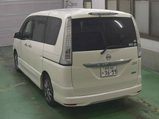 NISSAN SERENA 2013