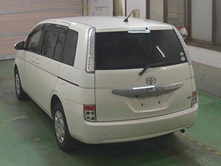 TOYOTA ISIS 2016