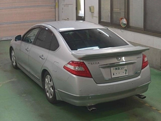 NISSAN TEANA 2010