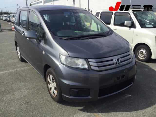 HONDA FREED 2012