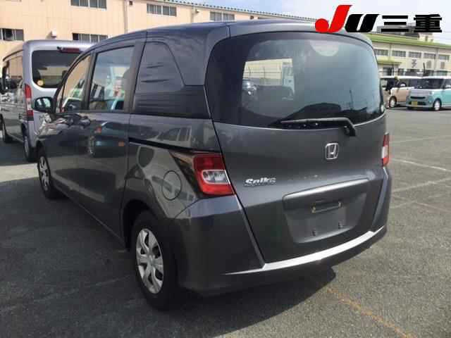 HONDA FREED 2012