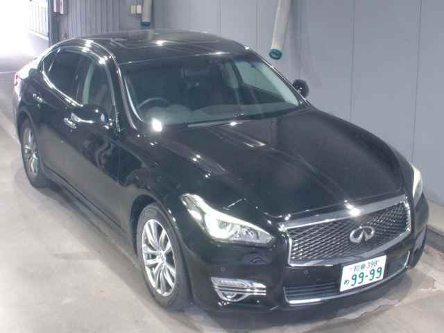 NISSAN FUGA 2016