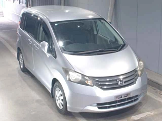 HONDA FREED 2008