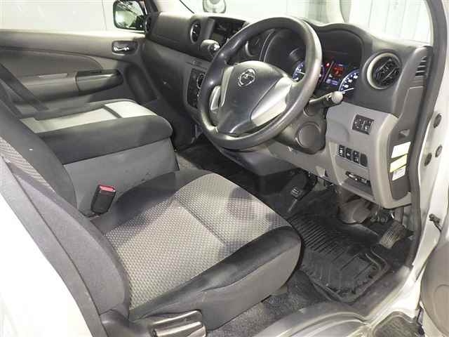 NISSAN CARAVAN VAN 2014