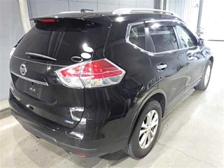 NISSAN X-TRAIL 2015