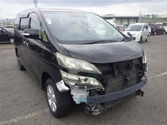 TOYOTA VELLFIRE 2014