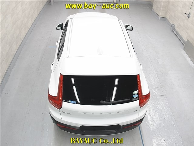 VOLVO XC40 2020
