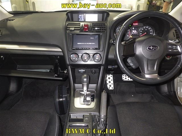 SUBARU XV 2012