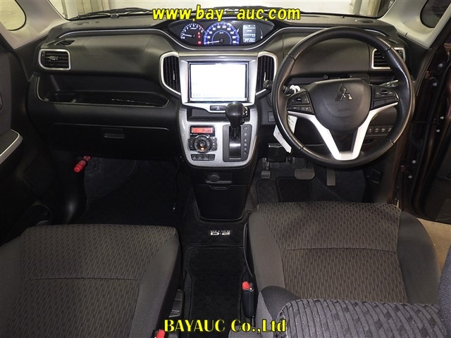 MITSUBISHI DELICA D2 2017
