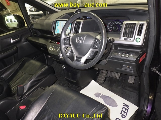 HONDA STEP WAGON 2014