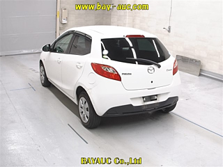 MAZDA DEMIO 2010